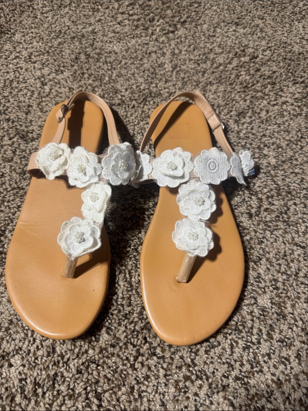 SHEIN Tan Sandals with White Floral Appliqué